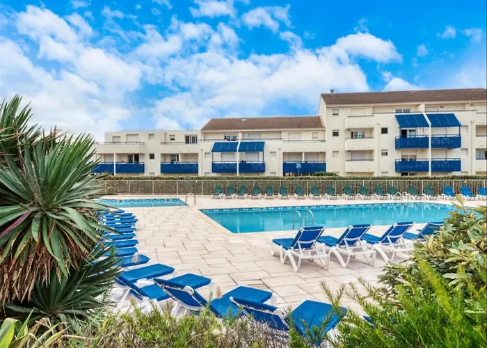 Charmant Appartement En Front De Mer Avec Piscine